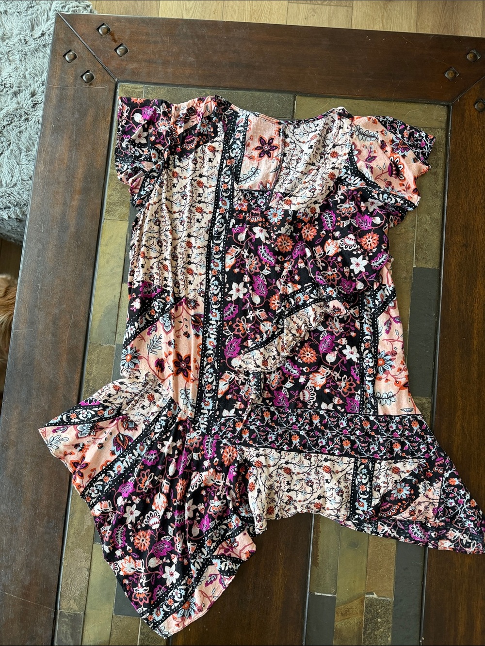 Source Unknown Floral Patchwork Ruffle Blouse in Black, Pink, Peach